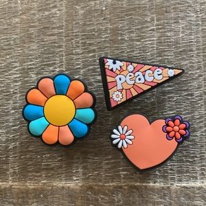 #3 No Brand Croc Charms